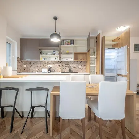 Lancer Apartament Apartment